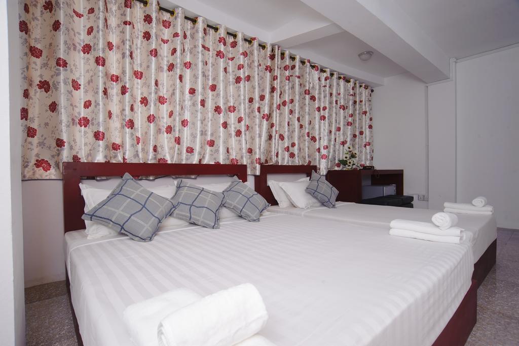 Agga Youth Hotel 仰光 客房 照片