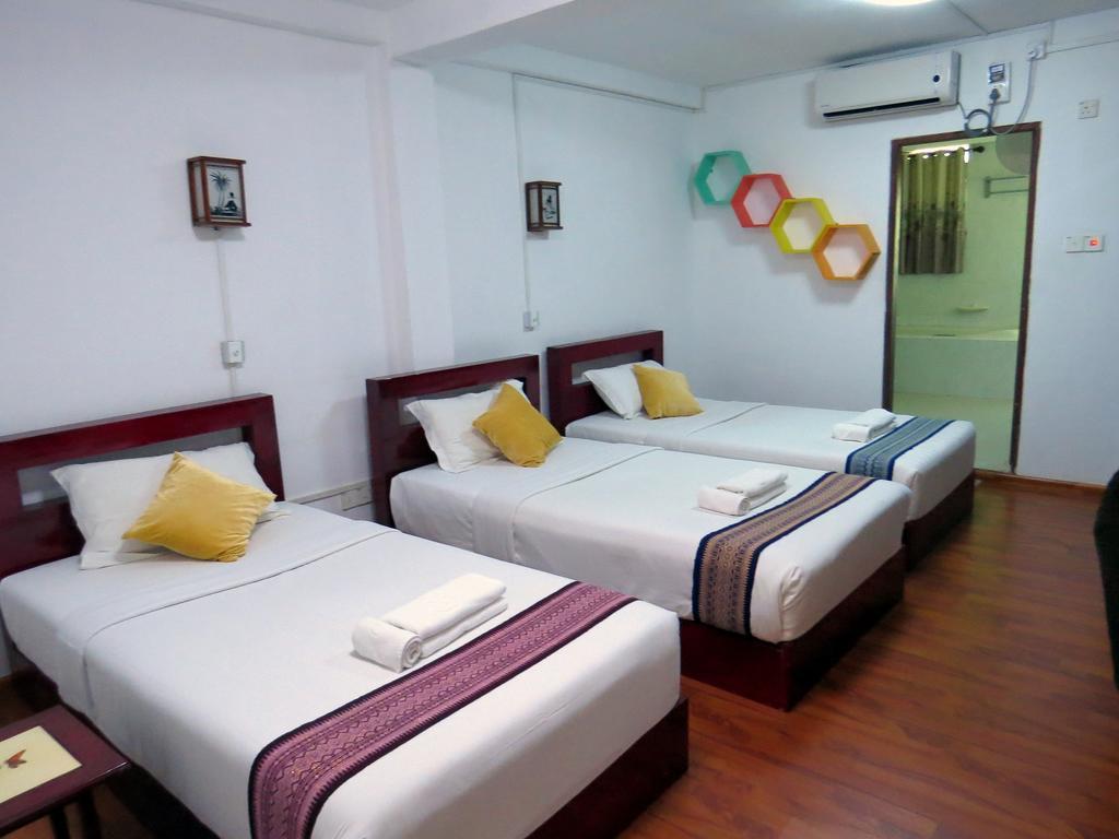 Agga Youth Hotel 仰光 外观 照片